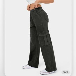 HALARA Black Straight Leg Cargo Pants